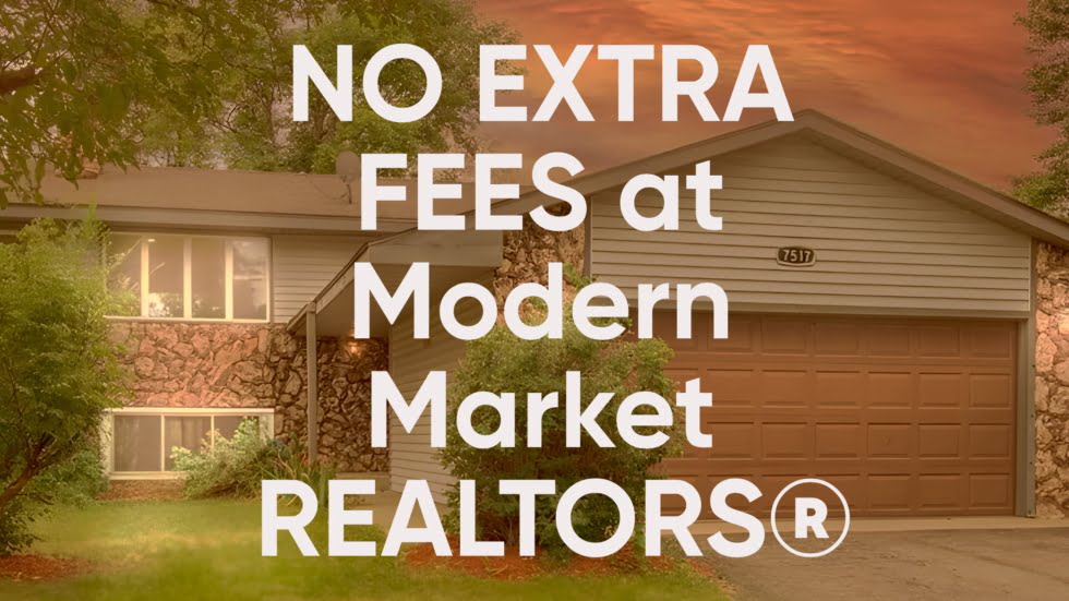 No Extra Fees graphic highlighting Modern Market REALTORS® transparent commission promise
