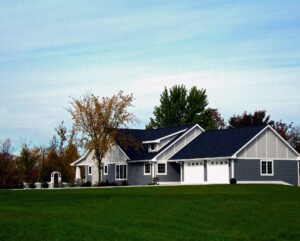 Moorhead MN Residential Home For Sale. Large Home For Sale in Moorhead,MN.